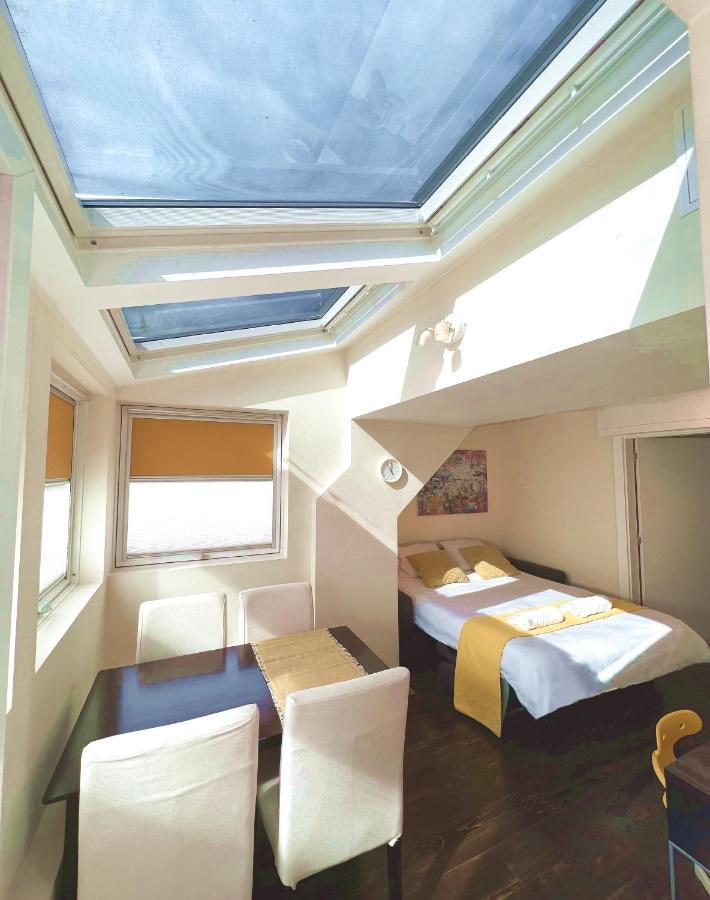סופיה Unique Luxurious Jacuzzi Penthouse Duplex In City Center! 2 Baths! Free Parking! מראה חיצוני תמונה